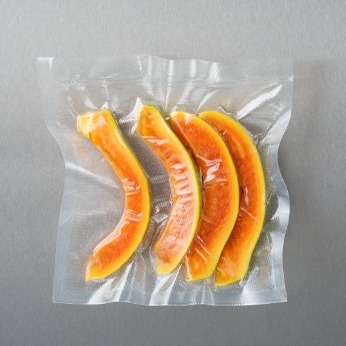 Vacuum packing machine