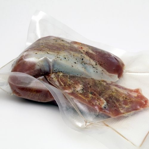 Self-contained sous vide cooker