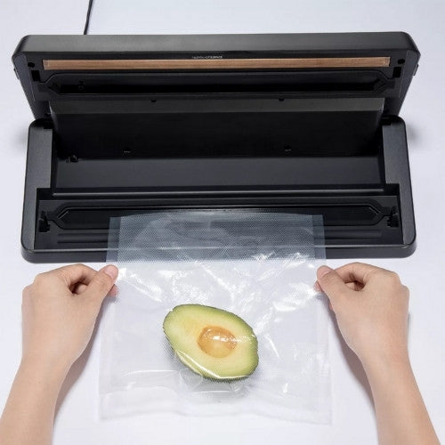 Vacuum machine for ready meals